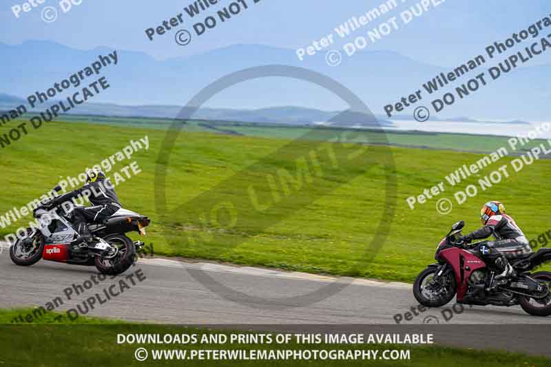 anglesey no limits trackday;anglesey photographs;anglesey trackday photographs;enduro digital images;event digital images;eventdigitalimages;no limits trackdays;peter wileman photography;racing digital images;trac mon;trackday digital images;trackday photos;ty croes